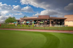 Papago_LousLawn-02_11-23WebReady