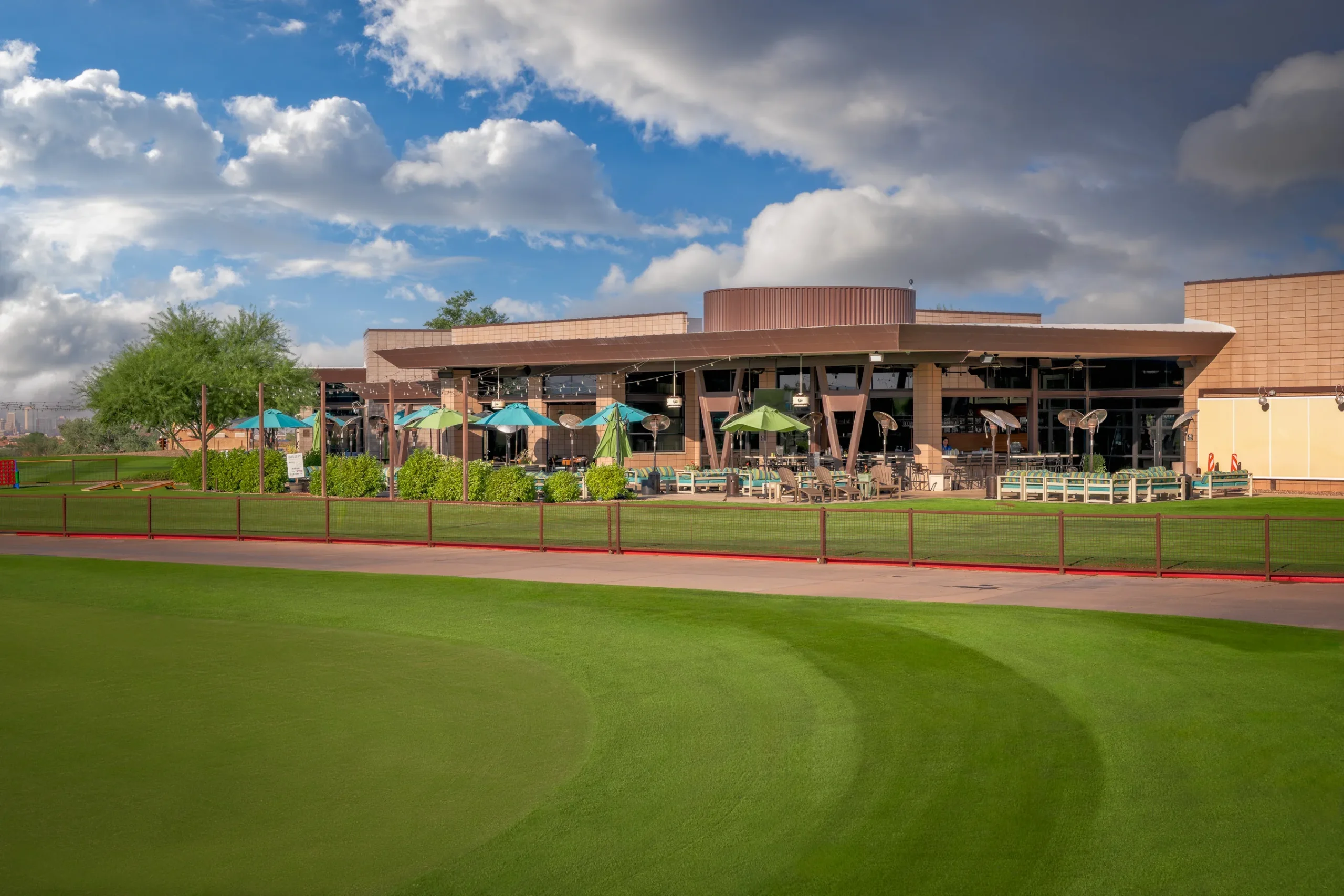 Papago_LousLawn-02_11-23WebReady
